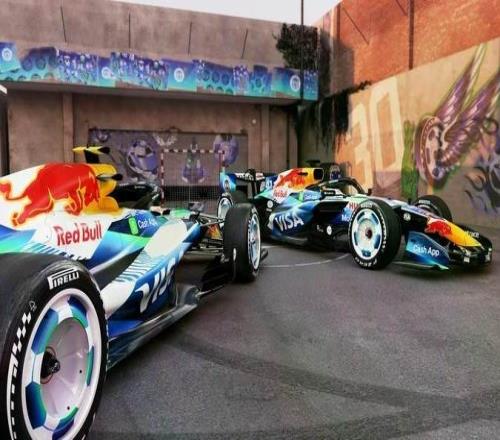 F1小紅牛西班牙站推足球特別涂裝