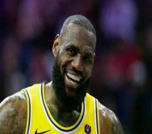 詹姆斯自認(rèn)NBA歷史GOAT