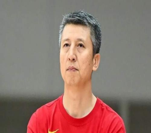 男籃12人大猜想：趙繼偉領(lǐng)銜后衛(wèi)線，楊瀚森沒懸念，李弘權(quán)扮奇兵