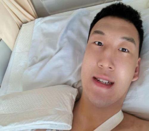 廣東神射豪言術后更準！球迷：準不準無所謂，抱緊杜鋒就不愁吃喝