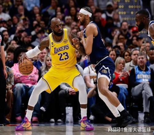 湖人113120掘金！詹姆斯赛后不满一事，东契奇也应该做出两变化