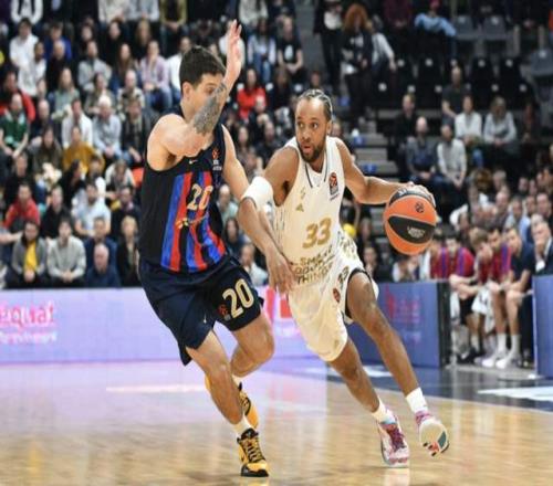 大手笔！超级后卫携手2米08防守大闸加盟同曦，王世龙目标季后赛