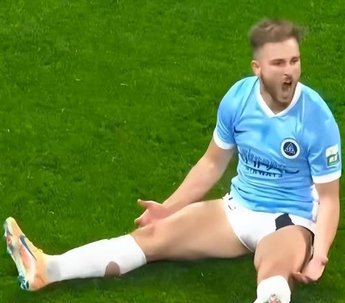 随着成都蓉城51大胜深圳新鹏城，中超最新排名出炉！蓉城第1领跑