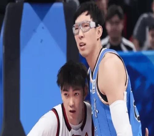 北京8875战胜浙江球员评价:4人优秀,2人及格,4人低迷