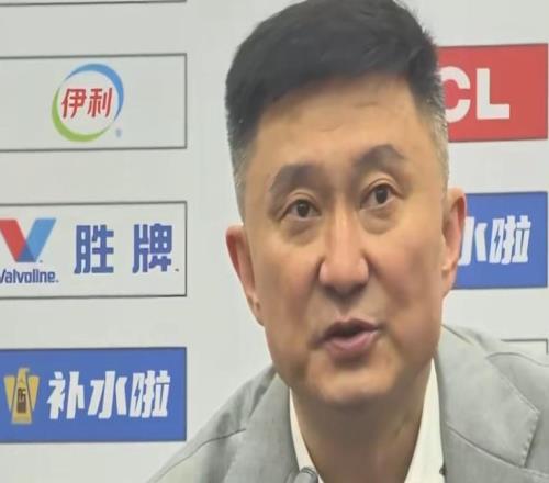G2绝杀北京！杜锋直指感动，点赞多人贡献，奎因亲承鼓舞队伍！