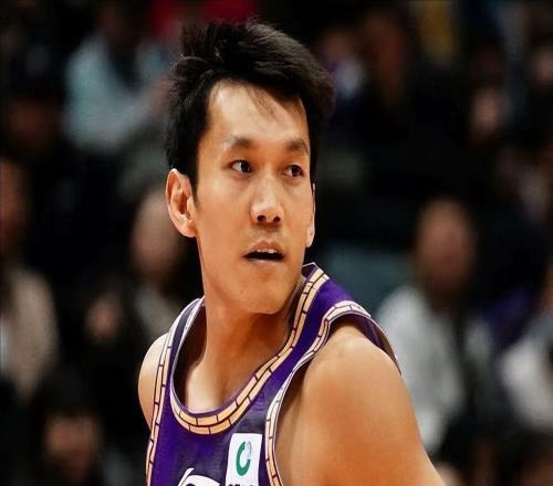 云南滑翔机矣进宏：从大山梯田到CBA赛场，用坚持照亮草根篮球梦