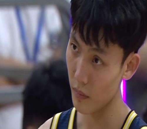 京粤大战G3时间定了！广东已全队抵达北京，宏远陈老板也随队出征