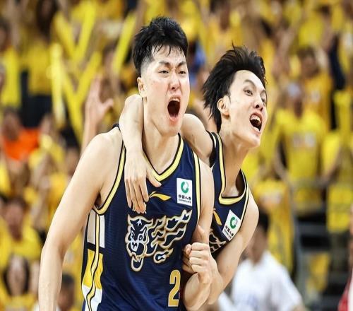 广东19点35VS北京，杜锋新首发五虎将出炉，2大奇兵或空降驰援