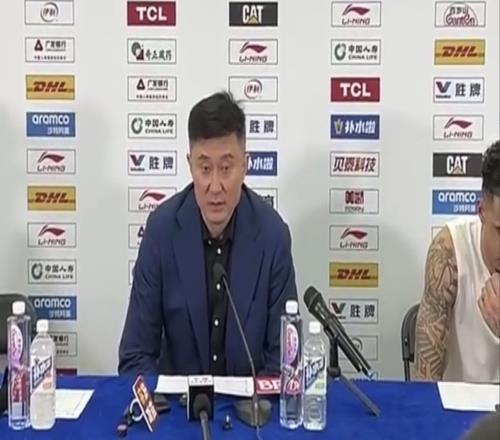 输北京连续2年止步8强杜锋语出惊人!我们11个冠军有队1个没有