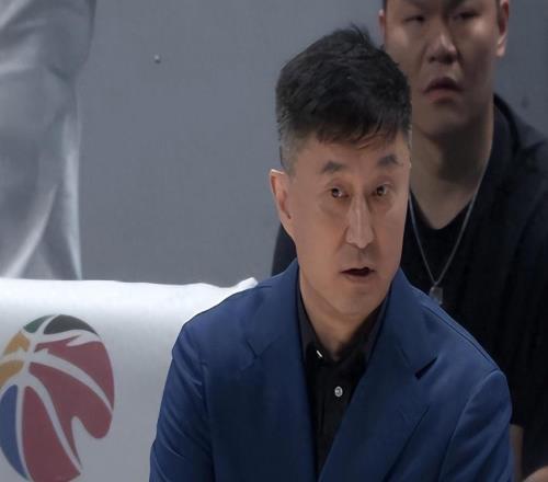CBA生死战爆冷！广东7388负北京，杜锋6大昏招止步八强