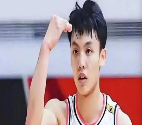 输北京队15分！揪出1个表现最差之人，坑惨了广东队