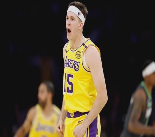 湖人offseason困局：詹姆斯去留与里夫斯成长