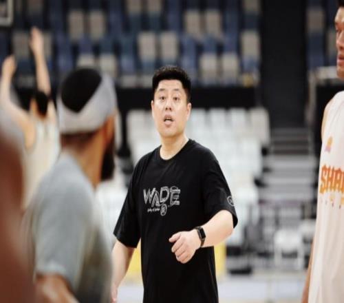 媒体人:山西外援配置顶级,无奈本土球员没有建队基石级球员