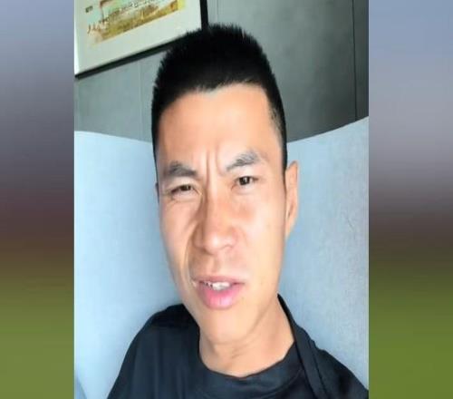 黄希扬谈铜梁龙客场战平申花:遗憾,就是那种吃了屎的感觉