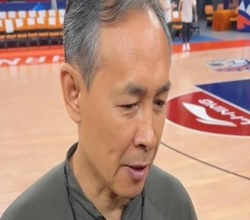 许利民：上海25连胜不是平白无故今晚在强大的对手前敢于超越自我