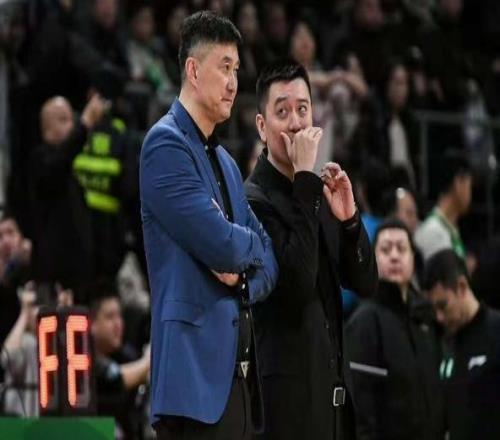 CBA最新消息!北京首钢超级外援或赛季报销,广东宏远教练离队