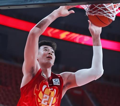 输给广厦9分！揪出1个表现最差之人，坑惨了深圳队