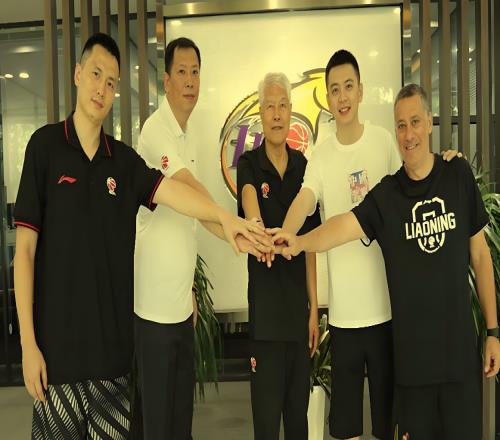 CBA四强主帅全是东北人不仅辽籍多达3人,而且有两位还是辽篮名宿