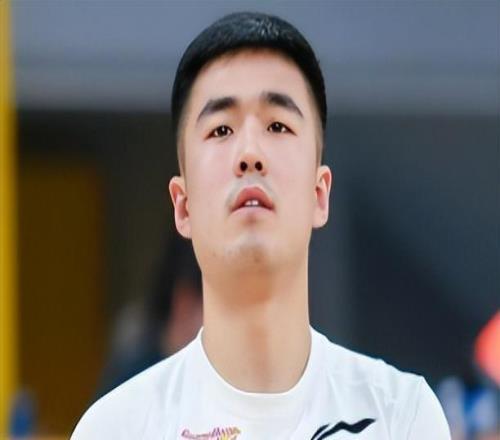 广东男篮10将合同到期：3人恐离队，3外援走人，1将或转型教练