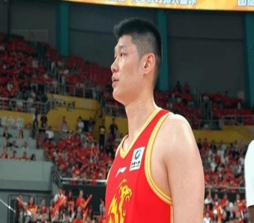 CBA广厦两连胜深圳拿到半决赛赛点