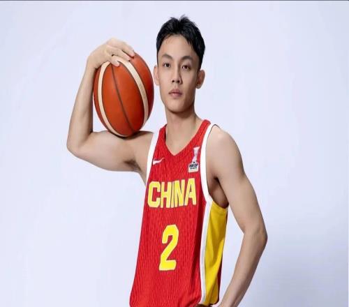 广东宏远今日早报！徐杰赴短训报到，黑山外教正式离队，广州买断徐昕提出报价，麦考尔盼降薪留队