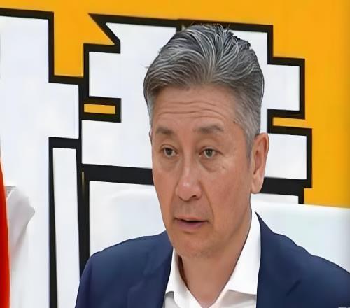输给广厦7分！揪出3个“废柴”，坑惨了深圳队