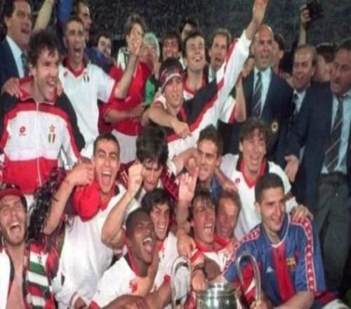加利亚尼丨我们彻夜喝酒，奖杯差点被清洁工扔掉