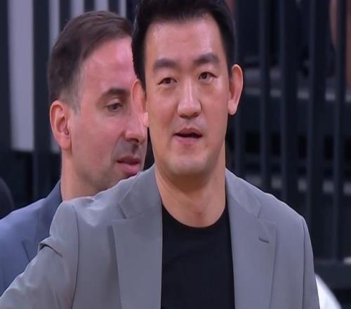 广厦外援布朗：我们有多次机会追近比分但一接近就出现各种犯规