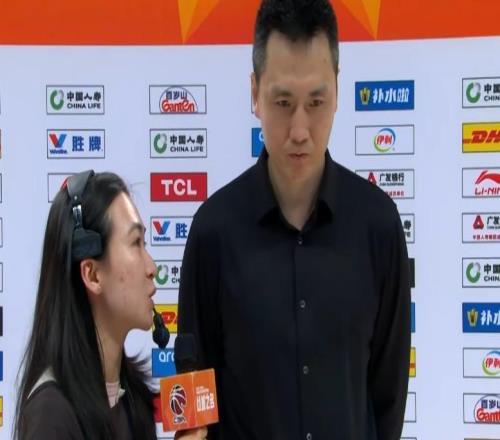 落后20分到赢了14分，上海队是怎么做到的赛后听听卢伟怎么说