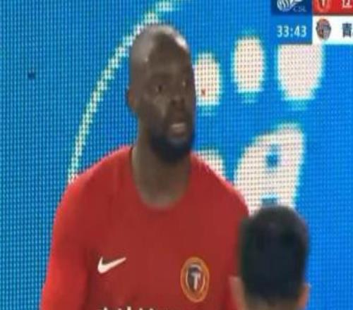 中超官方：辽宁铁人外援姆本扎当选中超第13轮最佳球员