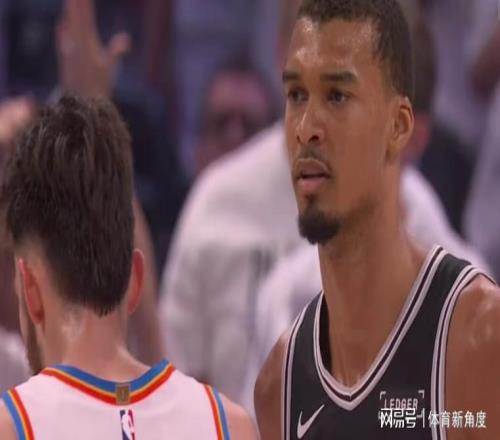 NBA警告文班亚马！