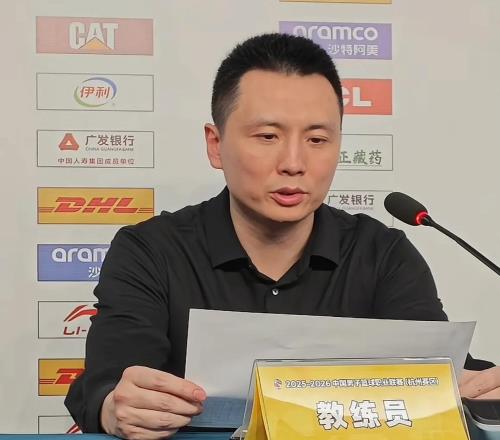 CBA最新动态G5裁判名单诞生，上海男篮要报警，杜锋措手不及