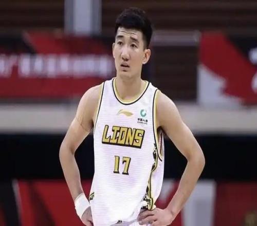 当孙铭徽化身于德豪,获得总亚军的广厦应放弃争冠执念,开启重建
