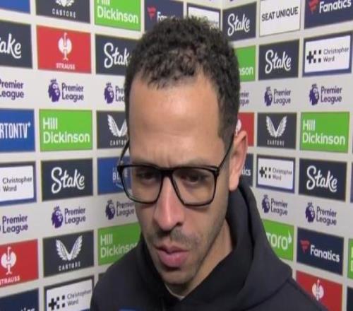 罗塞尼尔:轻易丢球的责任在我我还在慢慢了解这家俱乐部