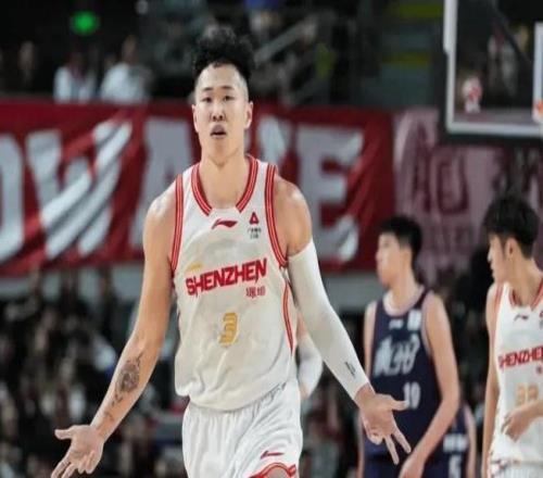 贺希宁当选常规赛MVP!强势得分拔高深圳上限,期待世预赛延续