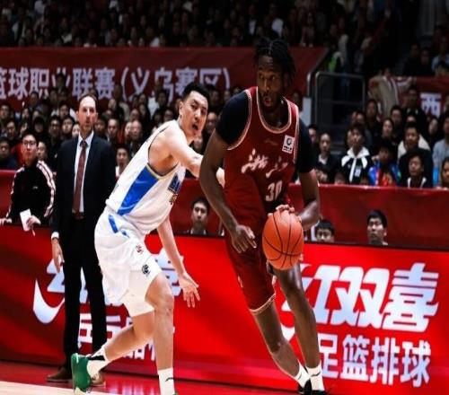 浙江男篮官方:现场男球迷李某使用不文明用语被行政立案调查