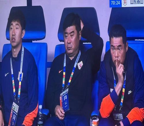 从7轮4球,到单场4球!海牛时隔5307天再胜泰山送耻辱性失利