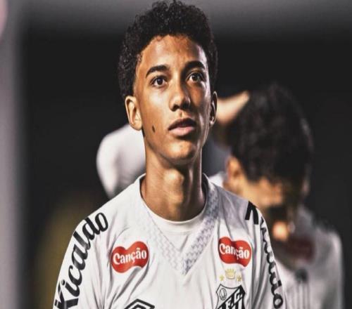 记者:国米向罗比尼奥儿子开出初步报价,但球员更倾向于留队