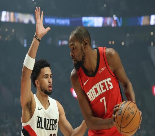 雪上加霜!3天2连败,火箭又伤1人!24岁首发脚踝扭伤,直接退赛