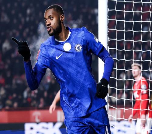 狂轰5球+终结5场不胜!切尔西新帅首秀大胜,将对决阿森纳