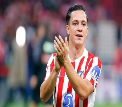 记者:罗马已谈妥总价2100万签拉斯帕多里,经纪人将约见马竞