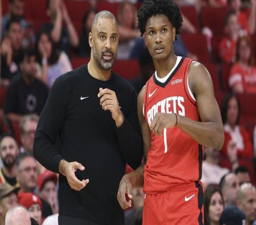 54投僅16中，火箭隊3首發(fā)手感冰涼！射手群啞火，烏度卡戰(zhàn)術(shù)失靈