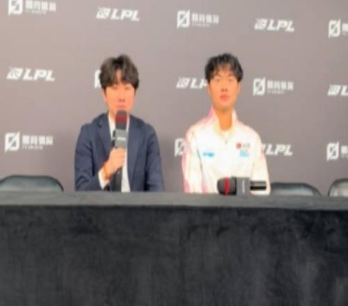 Daeny教練：選手們攻擊性比較強有時會把優(yōu)勢送回去這些需要解決