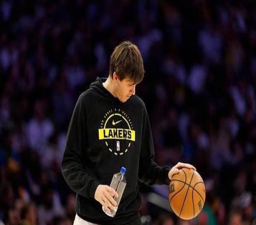 從控制變量的角度來看，對湖人最重要的球員反而是里夫斯