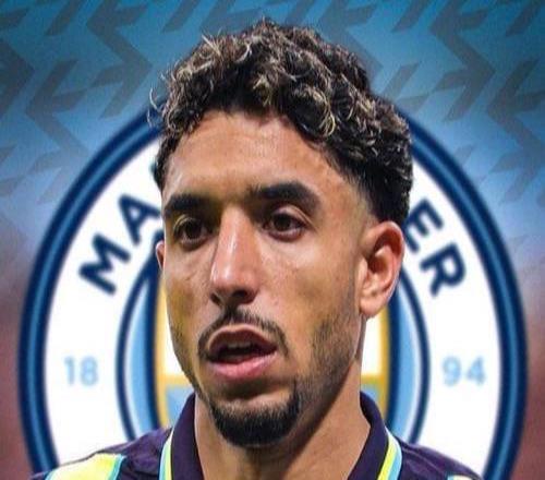 加盟一年8個(gè)進(jìn)球，30萬(wàn)鎊的周薪虧大了，在英超沒(méi)有第二個(gè)法老