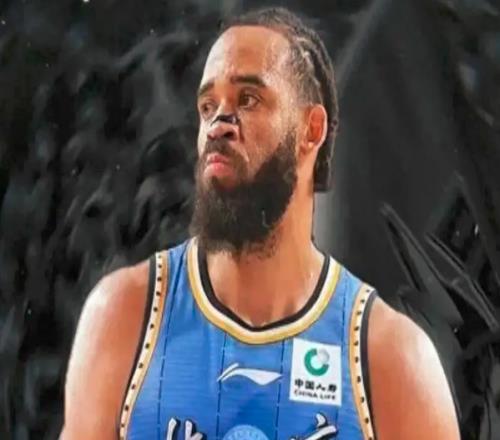 首鋼遭重創！周琦眼睛再受傷，球隊迎來傷病潮，新大外援即將到位