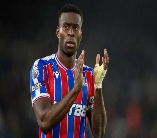 記者：利物浦沒打算在冬窗加入格伊爭奪戰