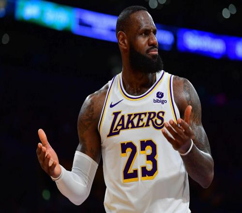 湖人消息：老詹領跑快攻榜，東契奇將拿得分王，戰開拓者出場更新