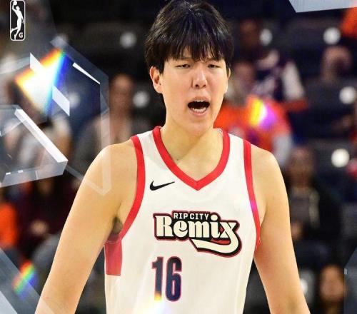 恭喜！楊瀚森轟14+17連創新高，自評進步：腳步能跟上后衛了