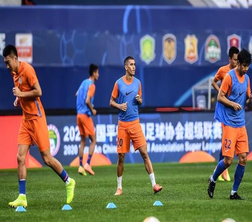 魯能海口冬訓可能迎來新外援！球迷希望他是超級指揮官，值得期待